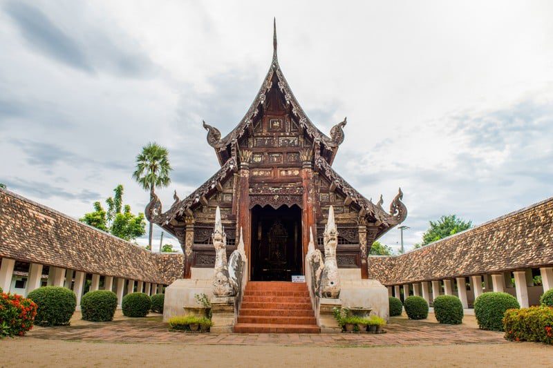 วัดอินทราวาส Welo E-Bike พาแอ่วเมืองเชียงใหม่ 10 วัด สายบุญ ต้องห้ามพลาด!