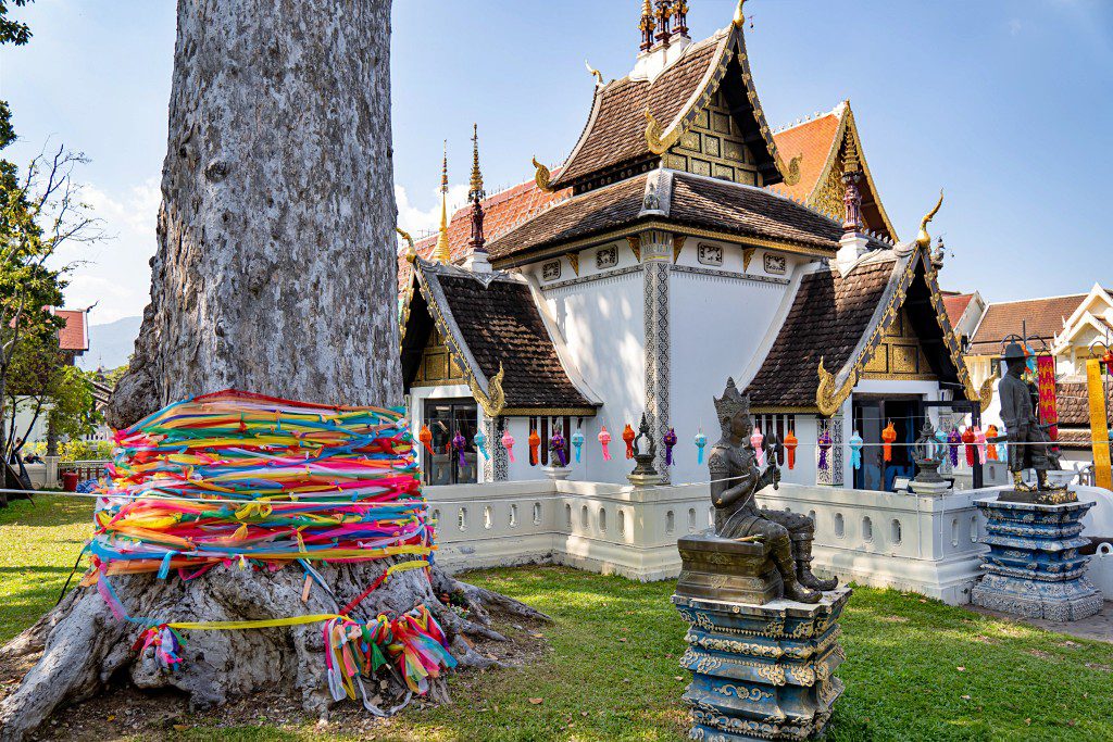 วัดเจดีย์หลวง Welo E-Bike พาแอ่วเมืองเชียงใหม่ 10 วัด สายบุญ ต้องห้ามพลาด!