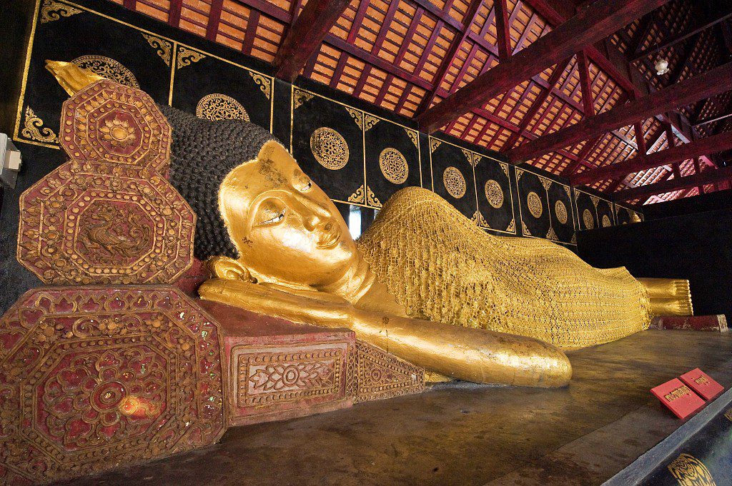 วัดเจดีย์หลวง Welo E-Bike พาแอ่วเมืองเชียงใหม่ 10 วัด สายบุญ ต้องห้ามพลาด!