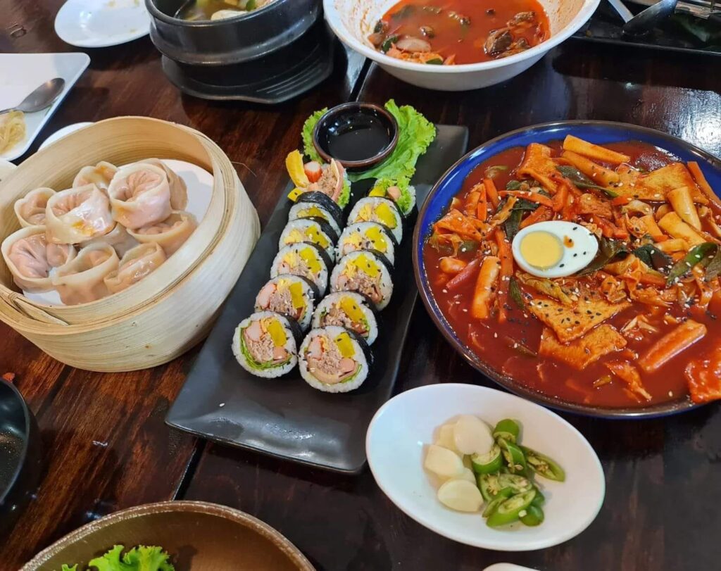 Honbab Korean restaurant Welo E-Bike ชวนไปกิน 7 ร้านปิ้งย่างอร่อยเด็ด เอาใจสาวกเกาหลี