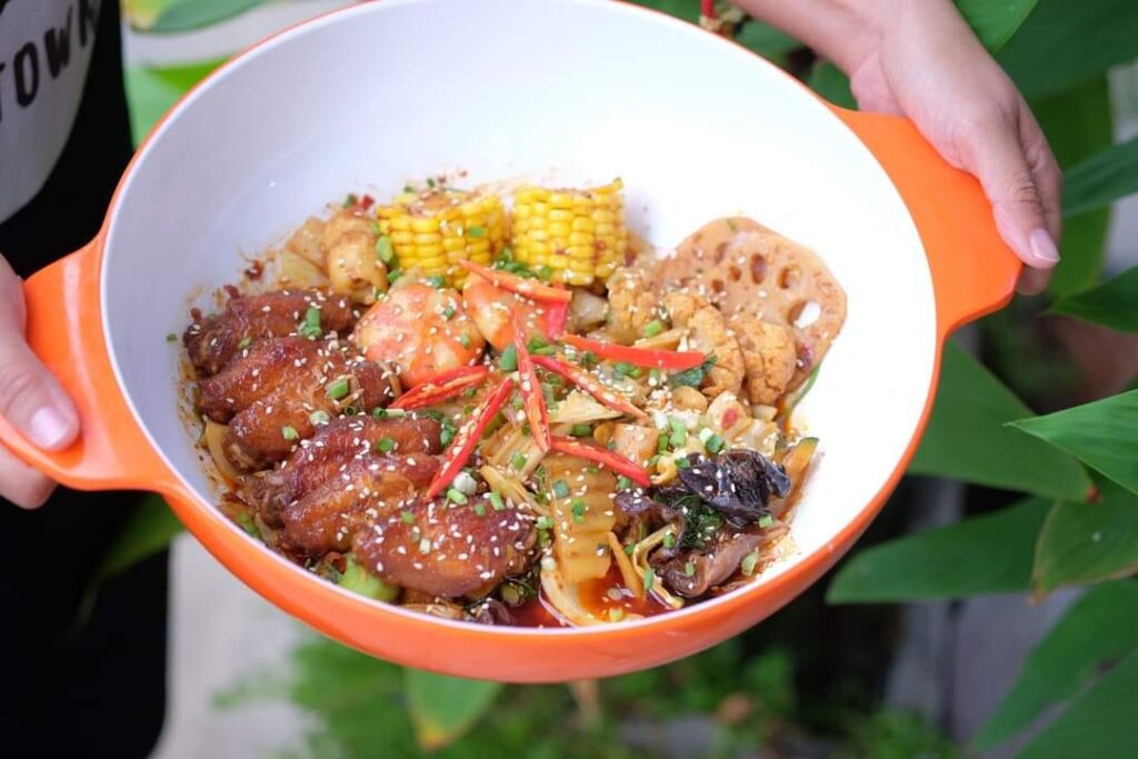 MALA TOWN Welo E-Bike ไปเผ็ดกันให้ลิ้นชา! กับ 20 ร้านหม่าล่า เชียงใหม่