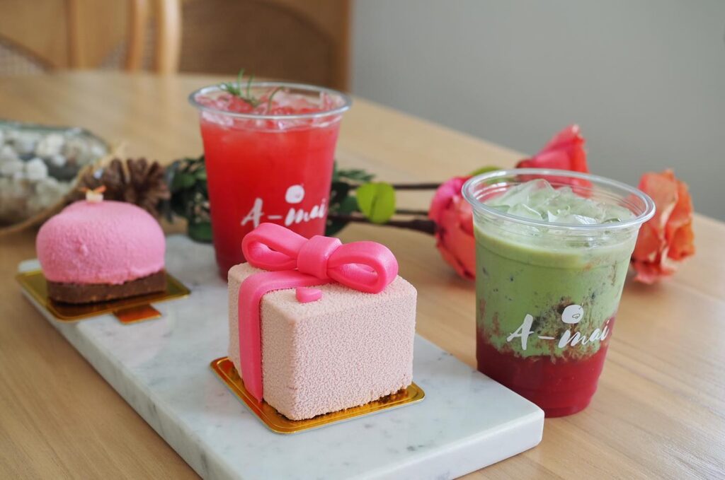 A-Mai Welo E-Bike ชี้จุด 12 ร้านเค้กโฮมเมดเชียงใหม่ สายหวานต้องลอง