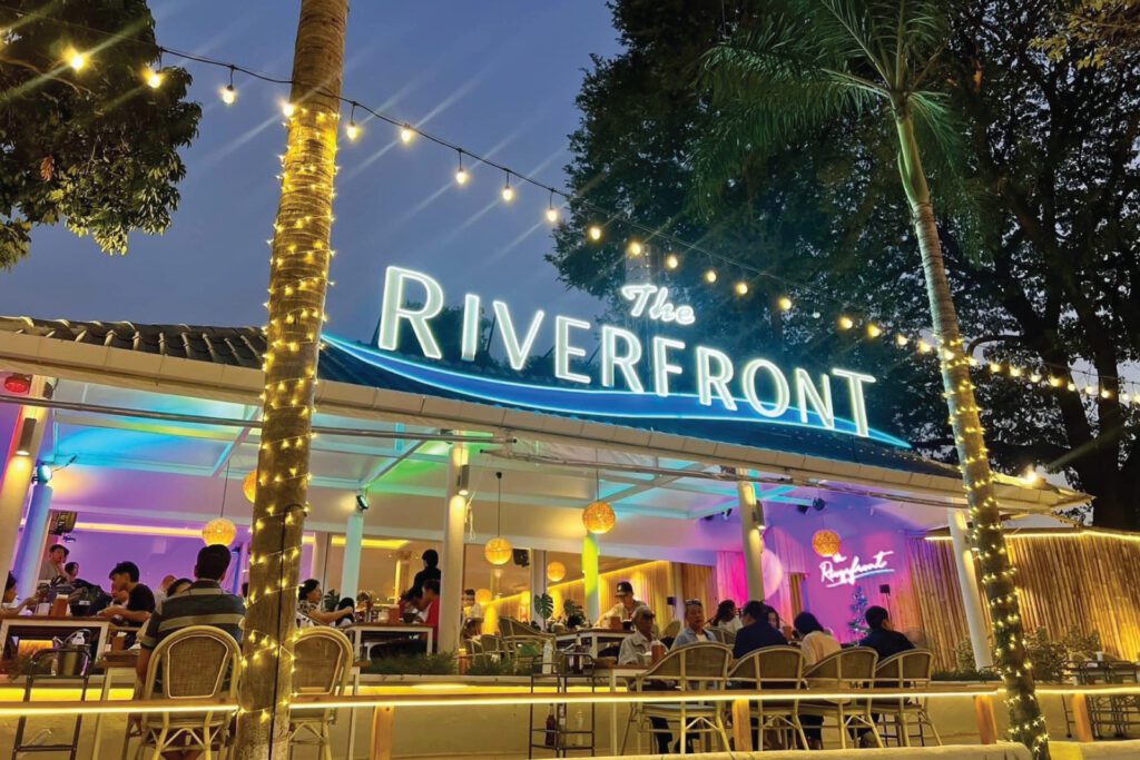 Riverfront Restaurant Chiang Mai Explore Riverside Restaurants Along the Ping River with Welo E-Bike