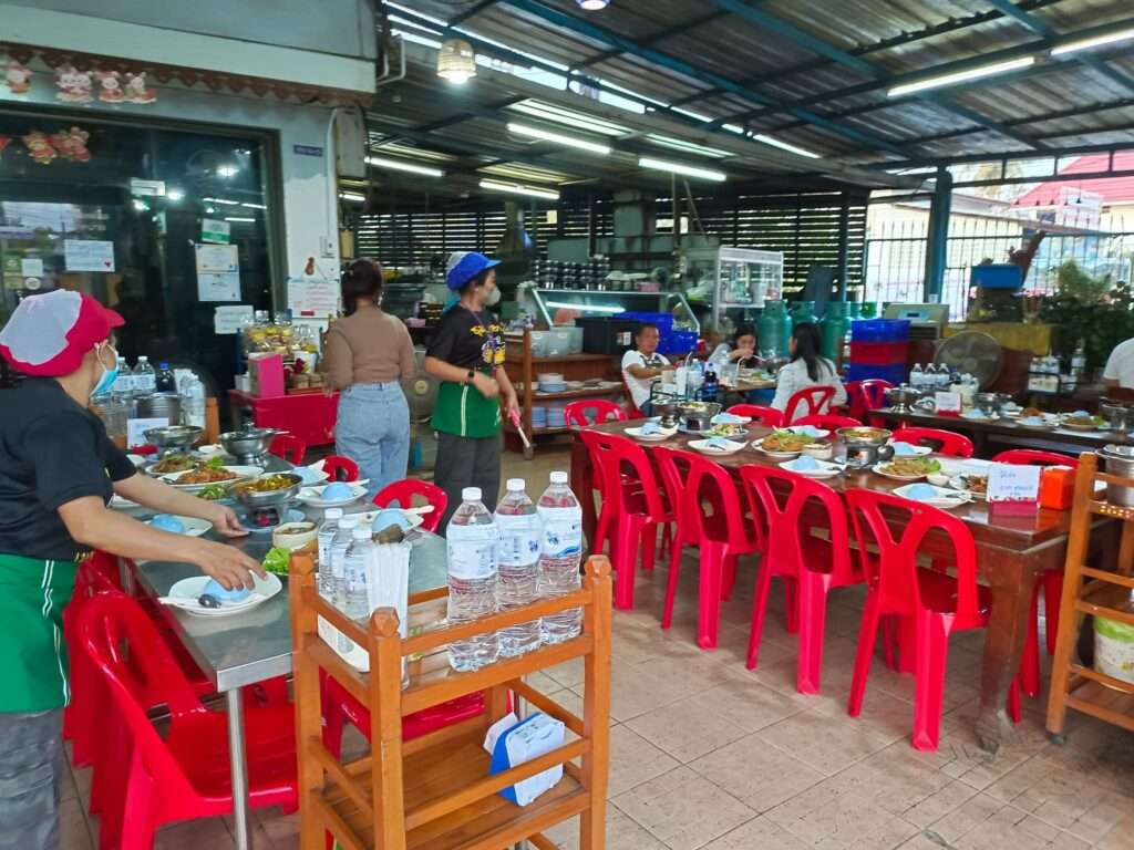 ครัวเจ๊โชค Welo E-Bike เปิดลายแทง พาตะลุย 10 ร้านอาหารเด็ด พิษณุโลก!