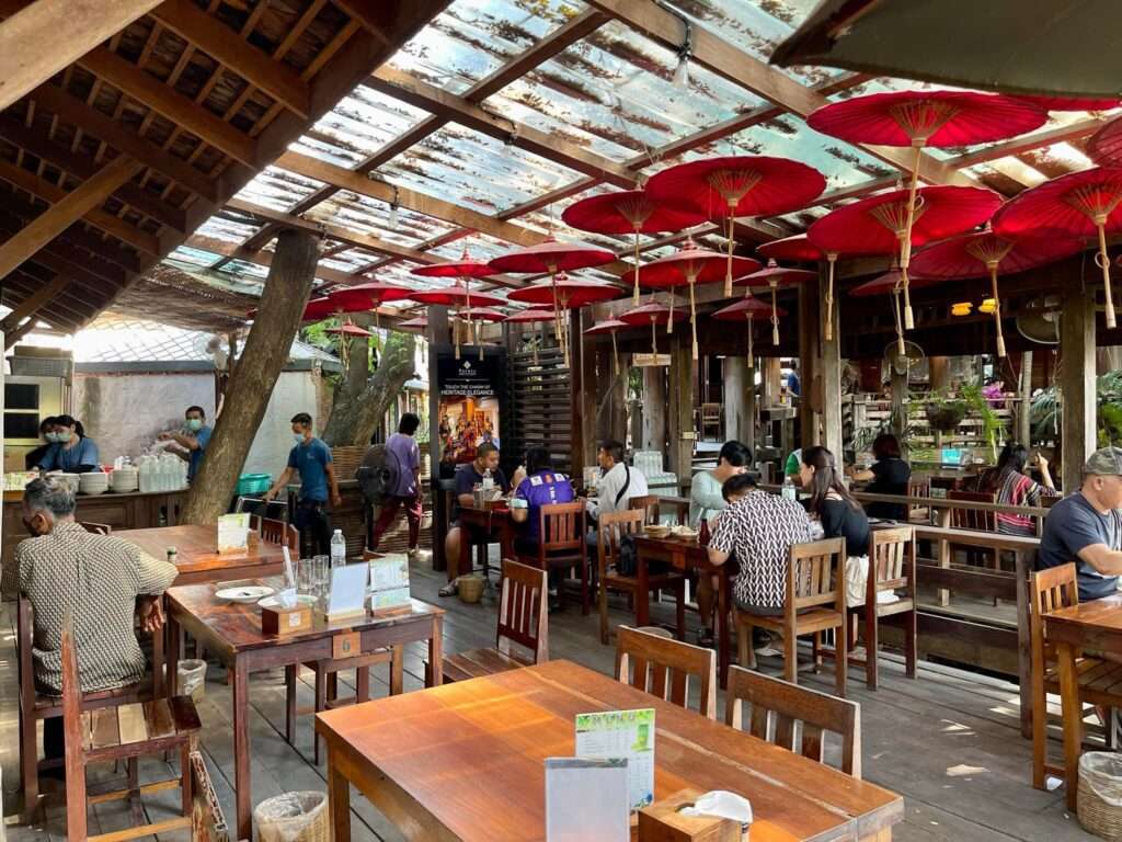 ร้านขนมจีนต้นก้ามปู Welo E-Bike เปิดลายแทง พาตะลุย 10 ร้านอาหารเด็ด พิษณุโลก!