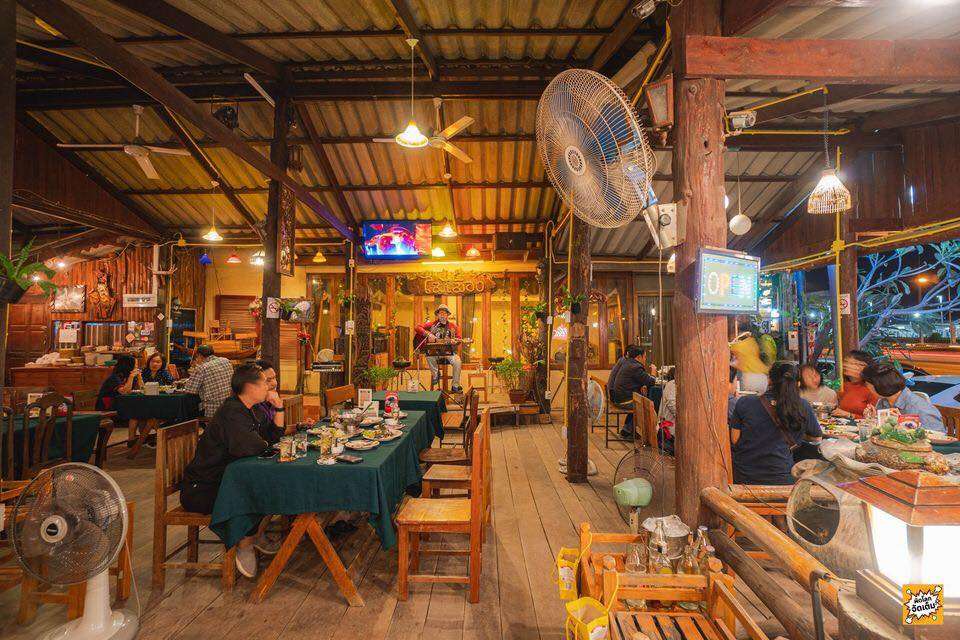 ร้านอาหารไม้เมือง Welo E-Bike เปิดลายแทง พาตะลุย 10 ร้านอาหารเด็ด พิษณุโลก!